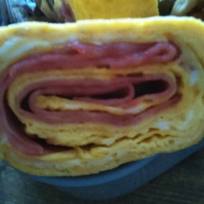 サラミハムdeぐるぐる卵焼きლ ڡ ლ レシピ 作り方 By りぽひめ 楽天レシピ サラミハムdeぐるぐる卵焼きლ ڡ ლ レシピ 作り方 By りぽひめ 楽天レシピ